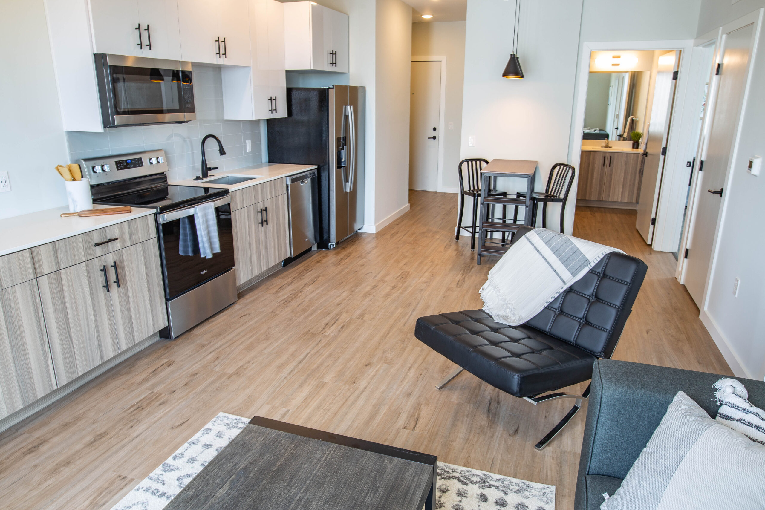 303Chalmers_Unit701_Shoot2-13